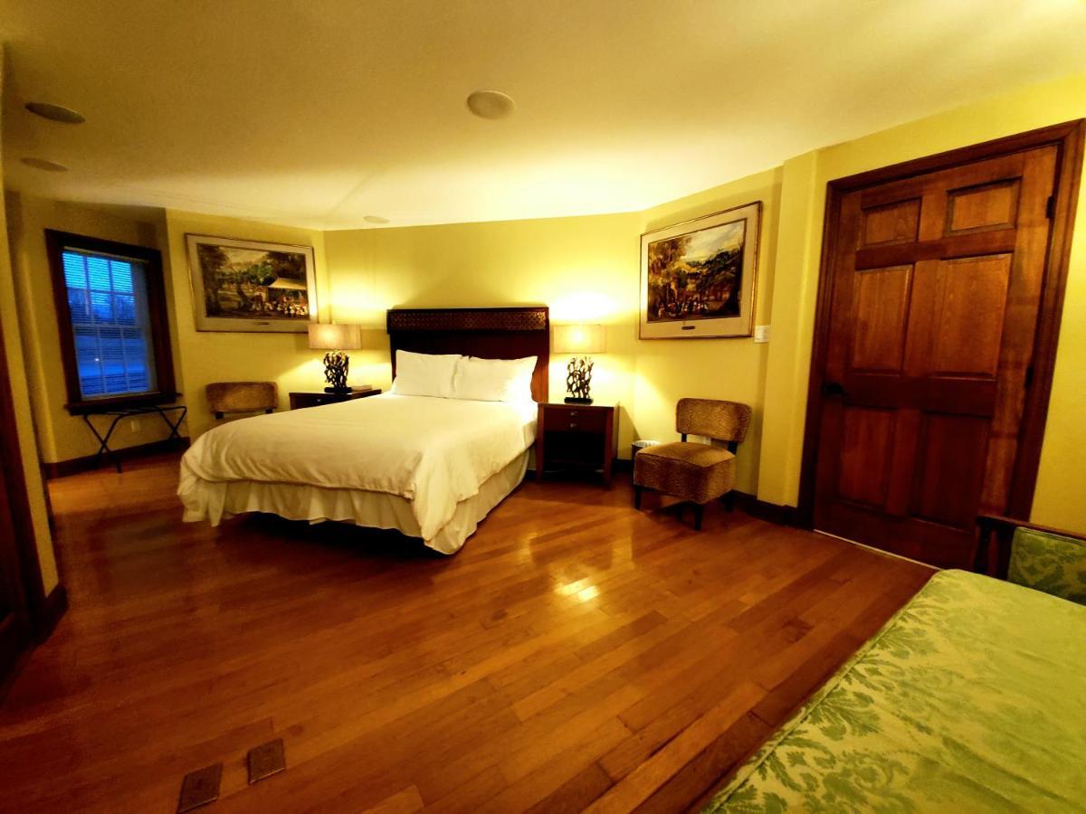 Chelsea Sun Inn Mount Bethel Ngoại thất bức ảnh