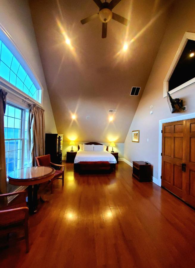 Chelsea Sun Inn Mount Bethel Ngoại thất bức ảnh