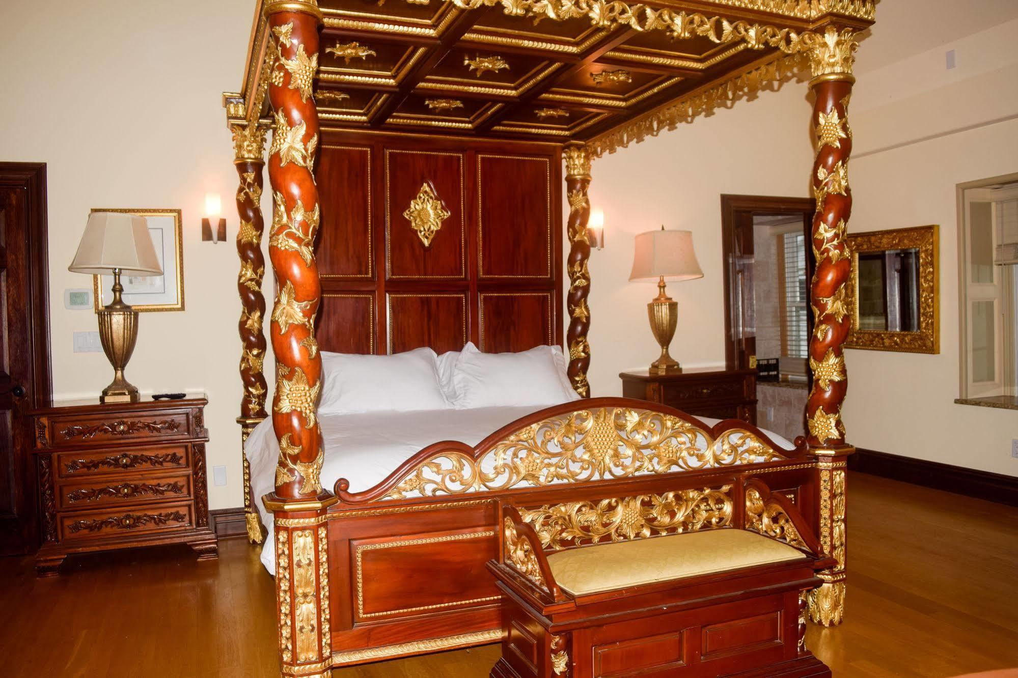Chelsea Sun Inn Mount Bethel Ngoại thất bức ảnh