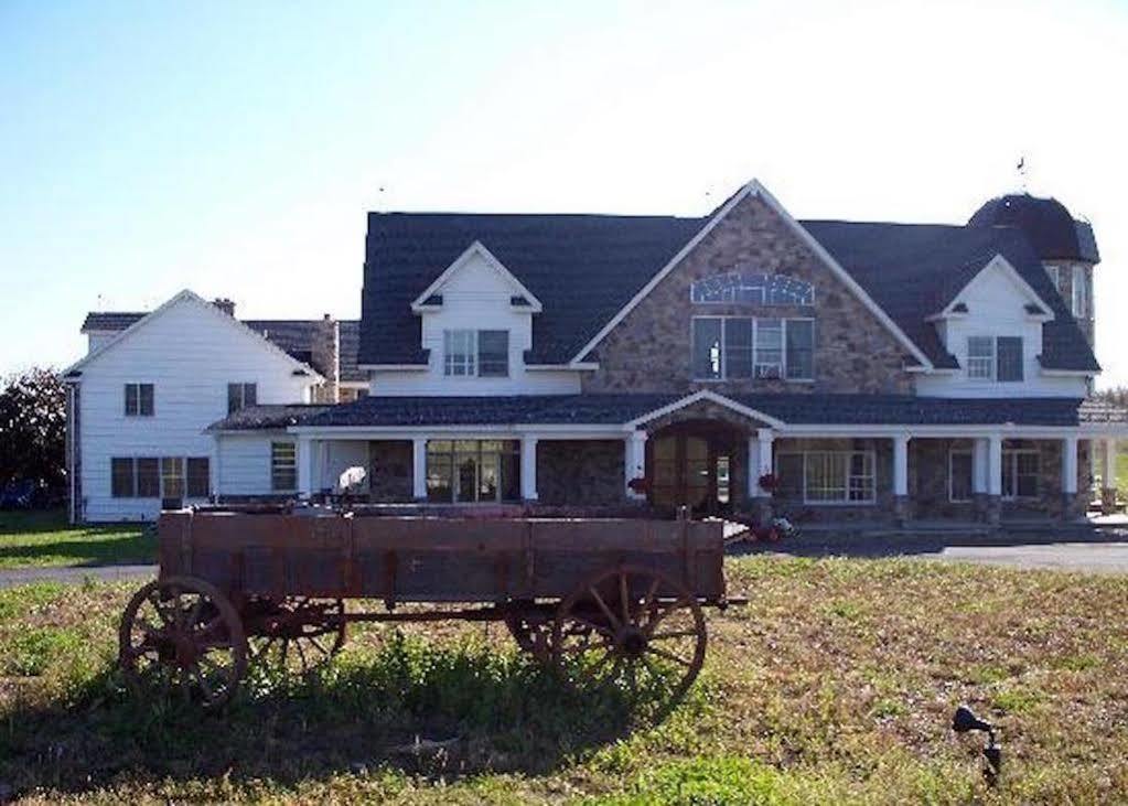 Chelsea Sun Inn Mount Bethel Ngoại thất bức ảnh