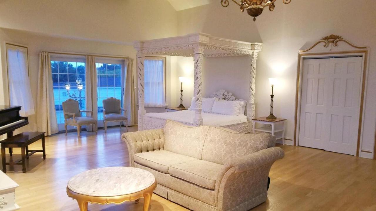 Chelsea Sun Inn Mount Bethel Ngoại thất bức ảnh